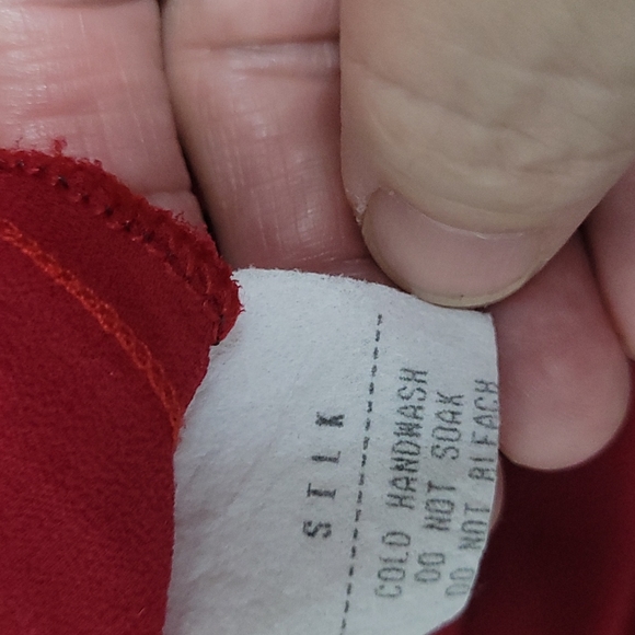 Deborah hill 100% silk red blouse size 8 - Picture 7 of 8